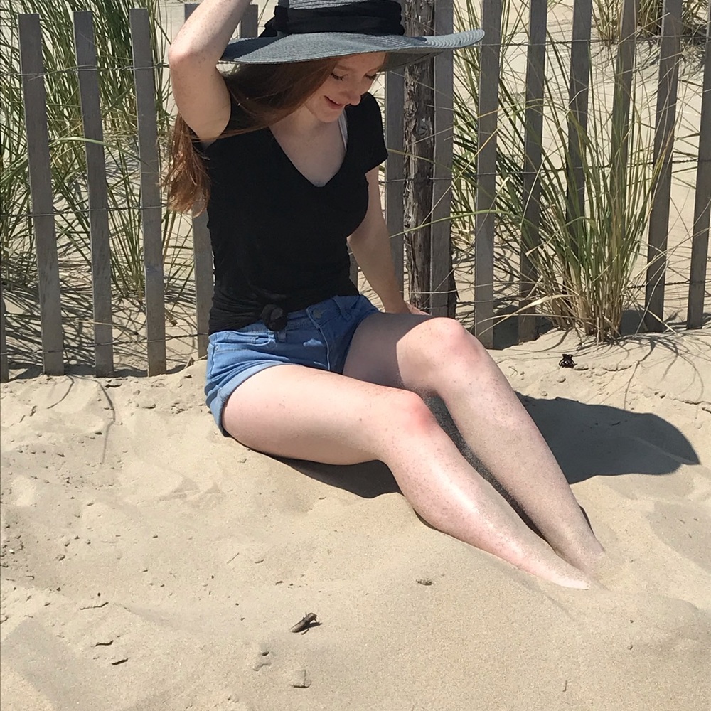 Meet your Posher, Emily